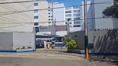 Estacionamiento cercano a Vita Lima Miraflores en Bolívar 250, Miraflores